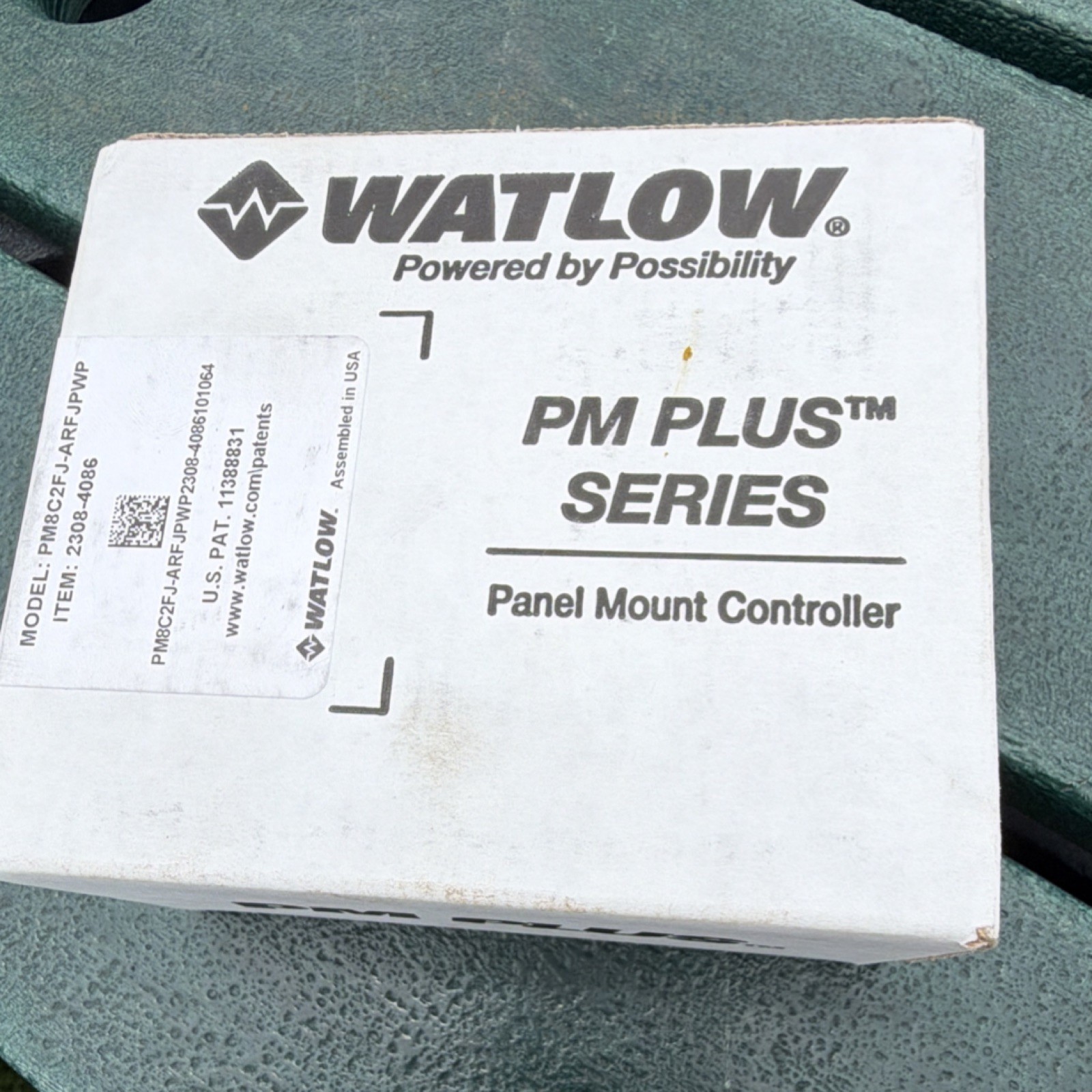 Watlow PM Plus Series Panel Mount Controller PM8C2FJ-ARFJPWP