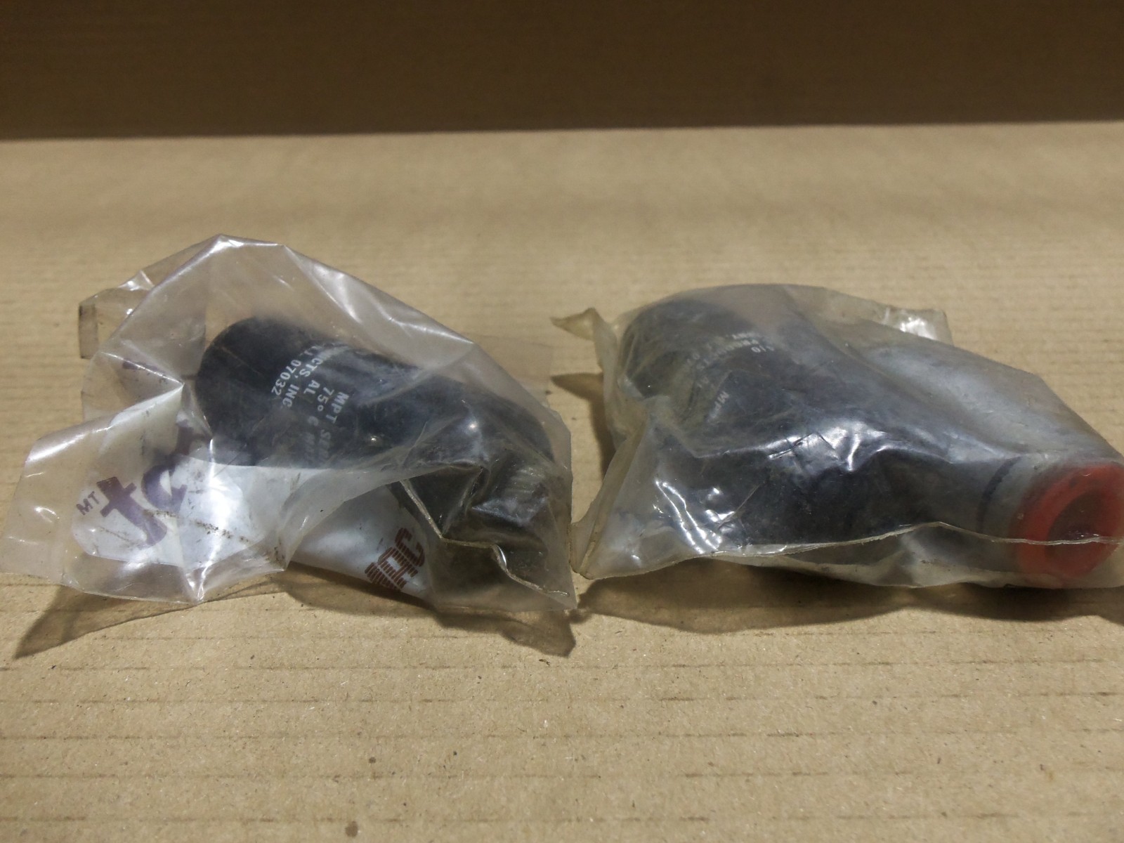 New Lot of 2 Mac-Adapt MPT Series 600V 1/0-4/0 Pigtail Adapter AK