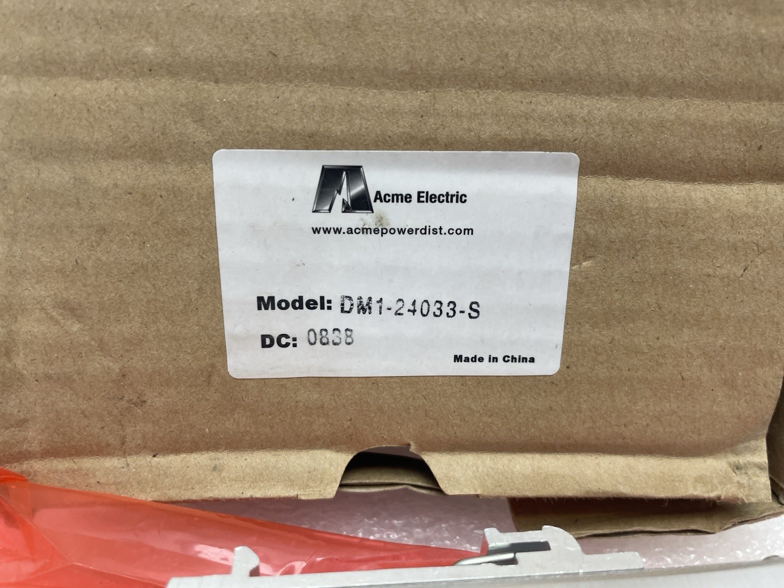 NEW ACME DM124033S POWER SUPPLY 100-240VAC 3A 47-63Hz 24VDC 3.3A 80 WATT