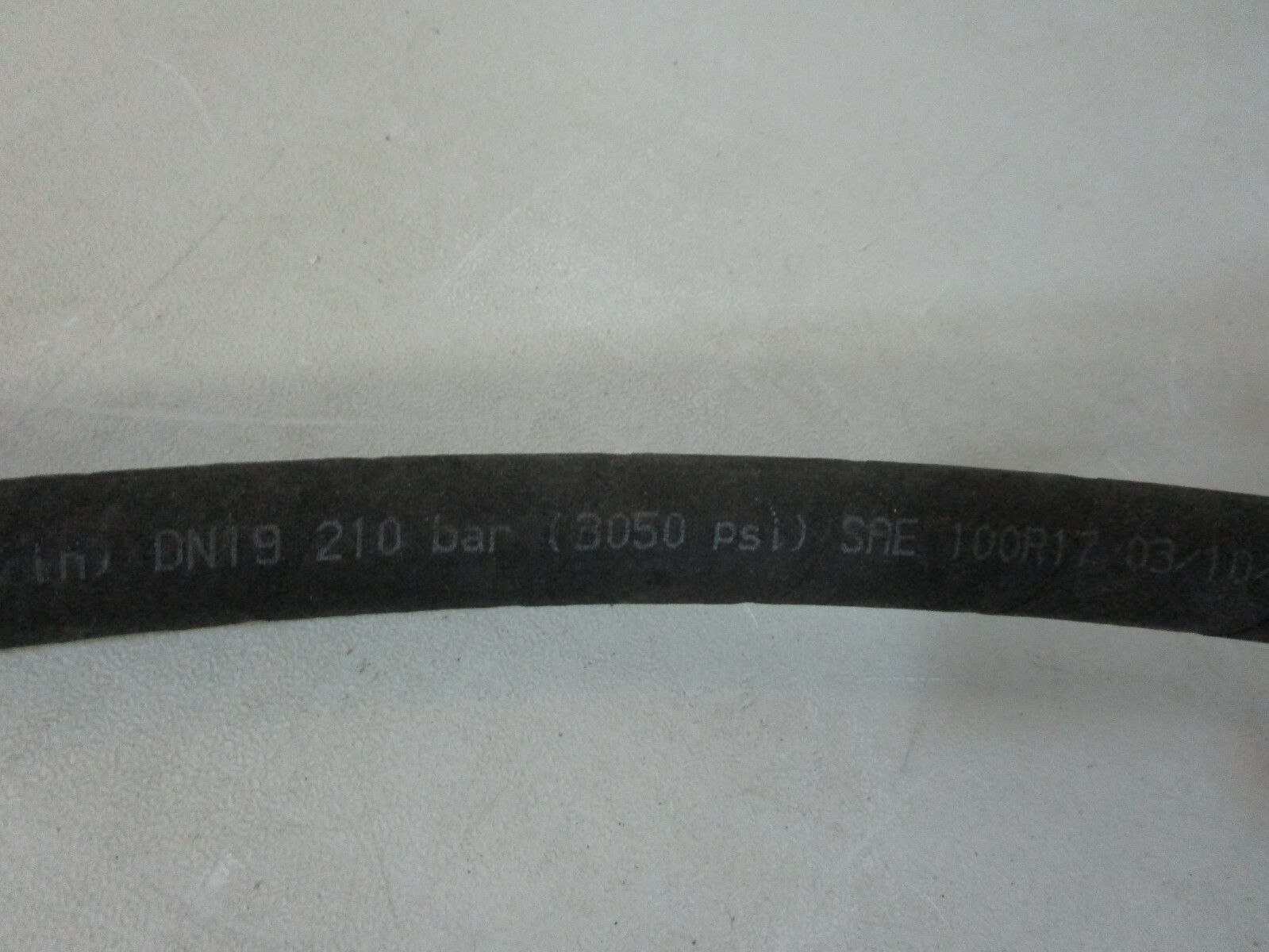72″ EATON WEATHERHEAD H14512 HYDRAULIC HOSE 0.75in, 3050 PSI JIC FEMALE