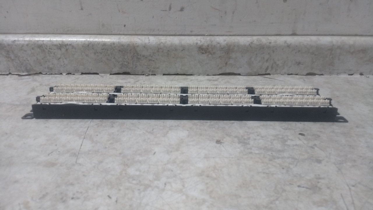 Panduit DP485E88TGY 19 In Overall Width 3-1/2 In Overall H 48 Port Patch Panel