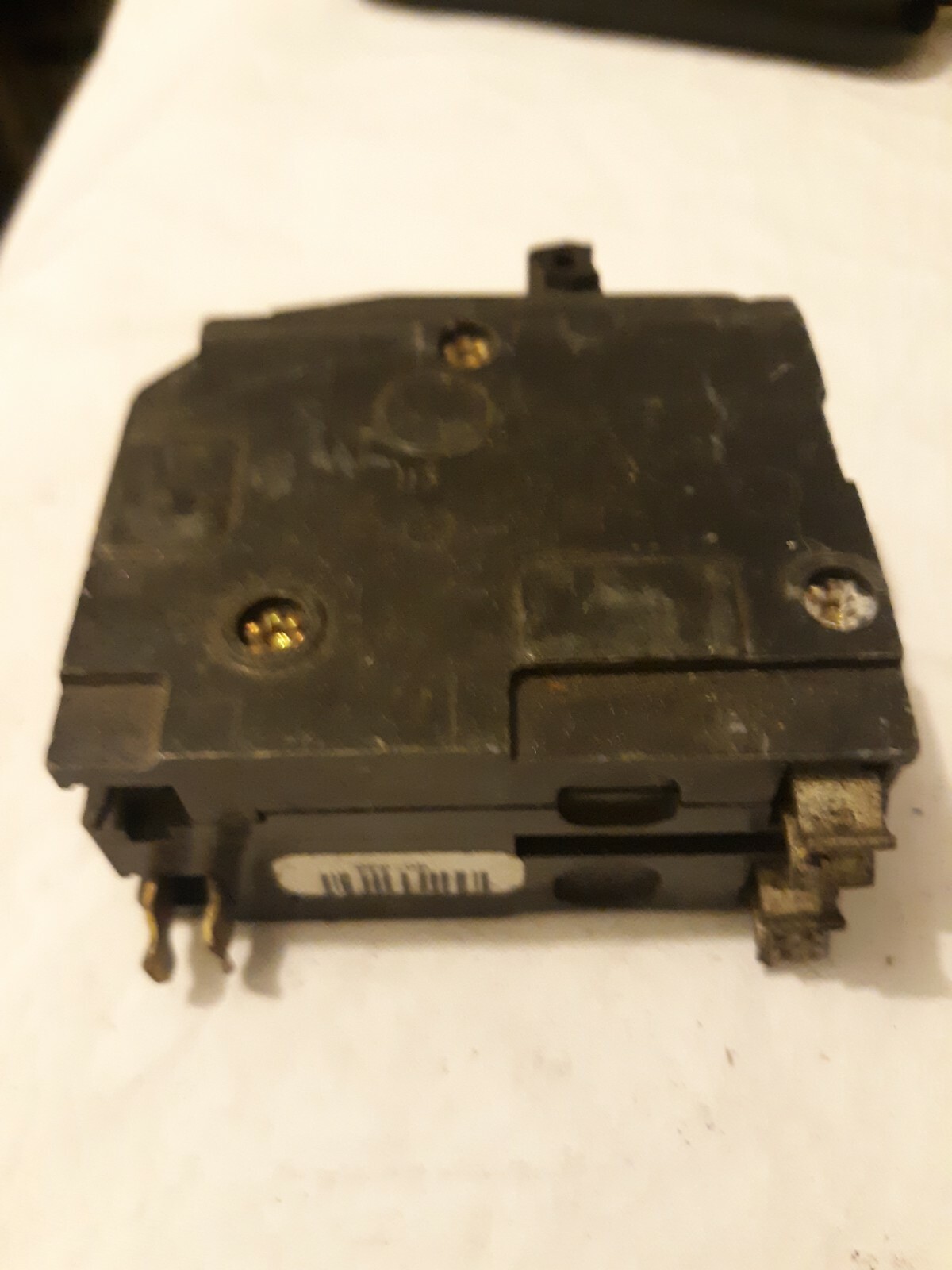 SQUARE D NE-3910 TYPE QO 2 POLE 120/240VAC CIRCUIT BREAKER