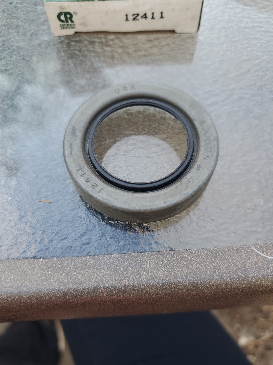 CR/SKF CHICAGO RAWHIDE SKF OIL GREASE SEAL 12411