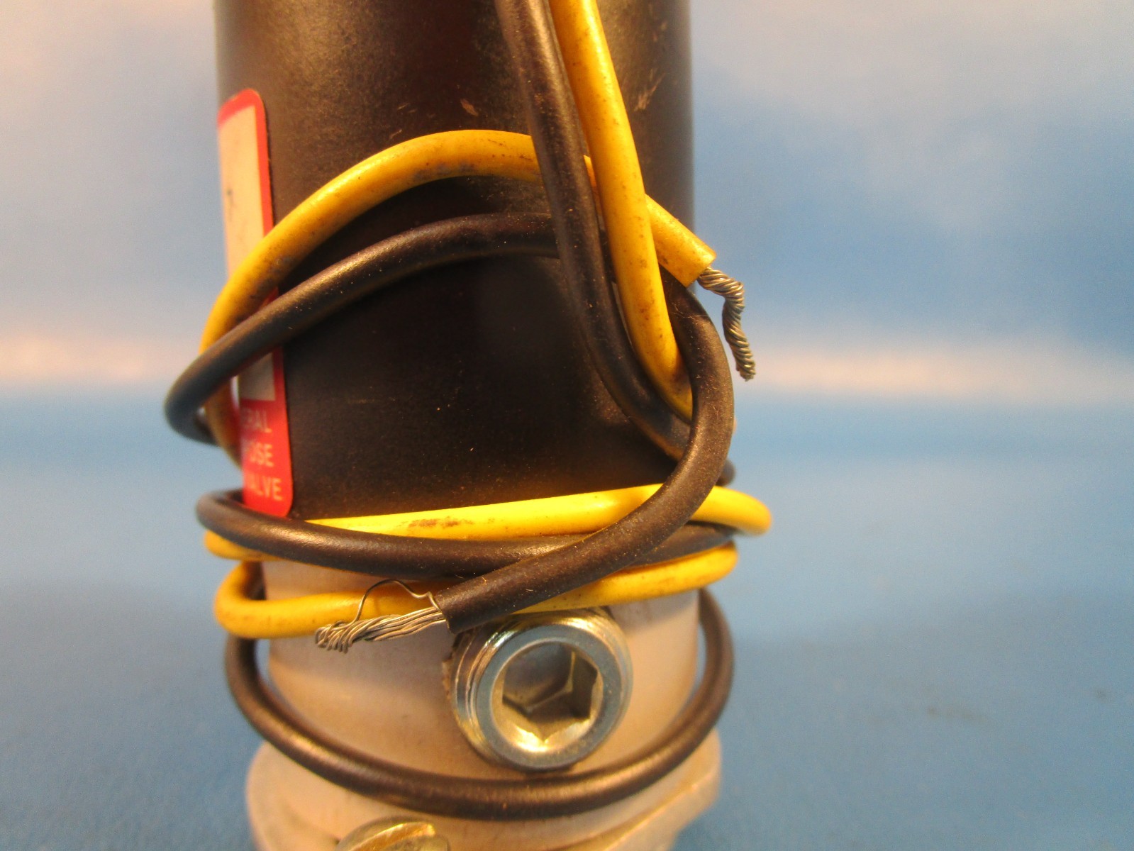 Humphrey T062E1 3 10 36, 120-50/60 SOLENOID VALVE, C0188, INTERMITTENT, 8.2W