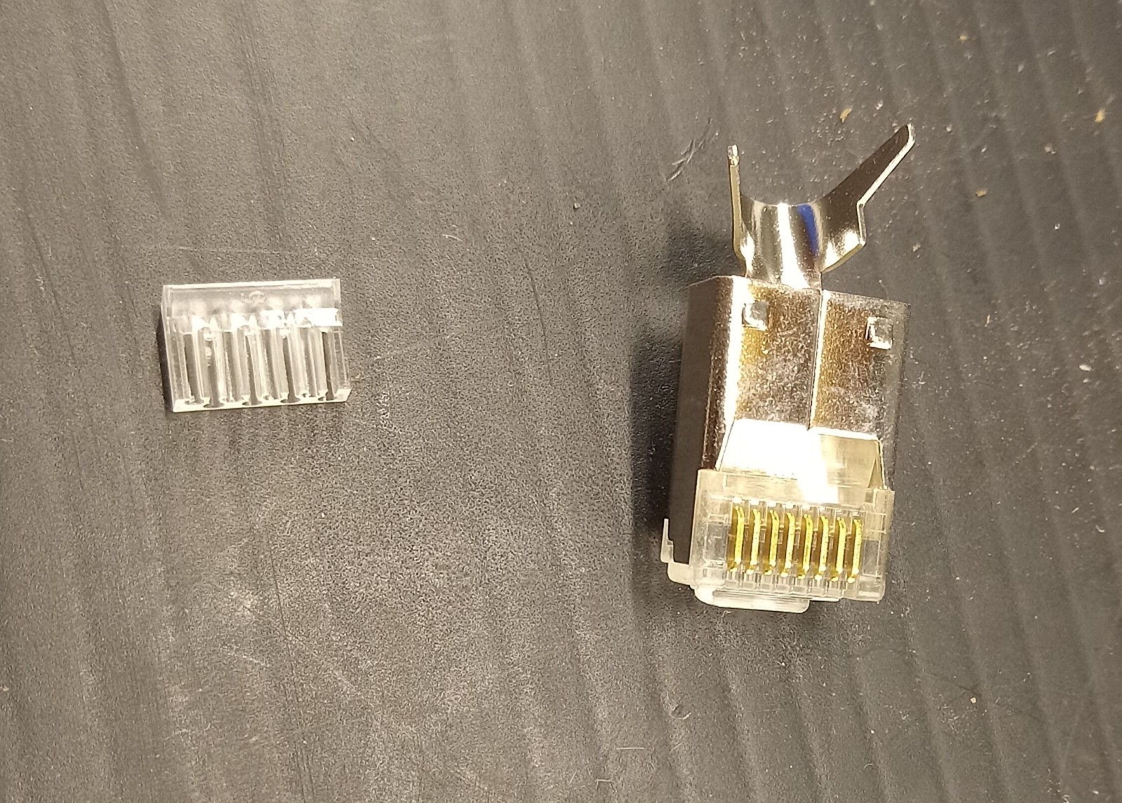 1 NEW LCOM TDS8PC5 8X8 CRIMP PLUG ETHERNET CONNECTOR NNB ***MAKE OFFER***