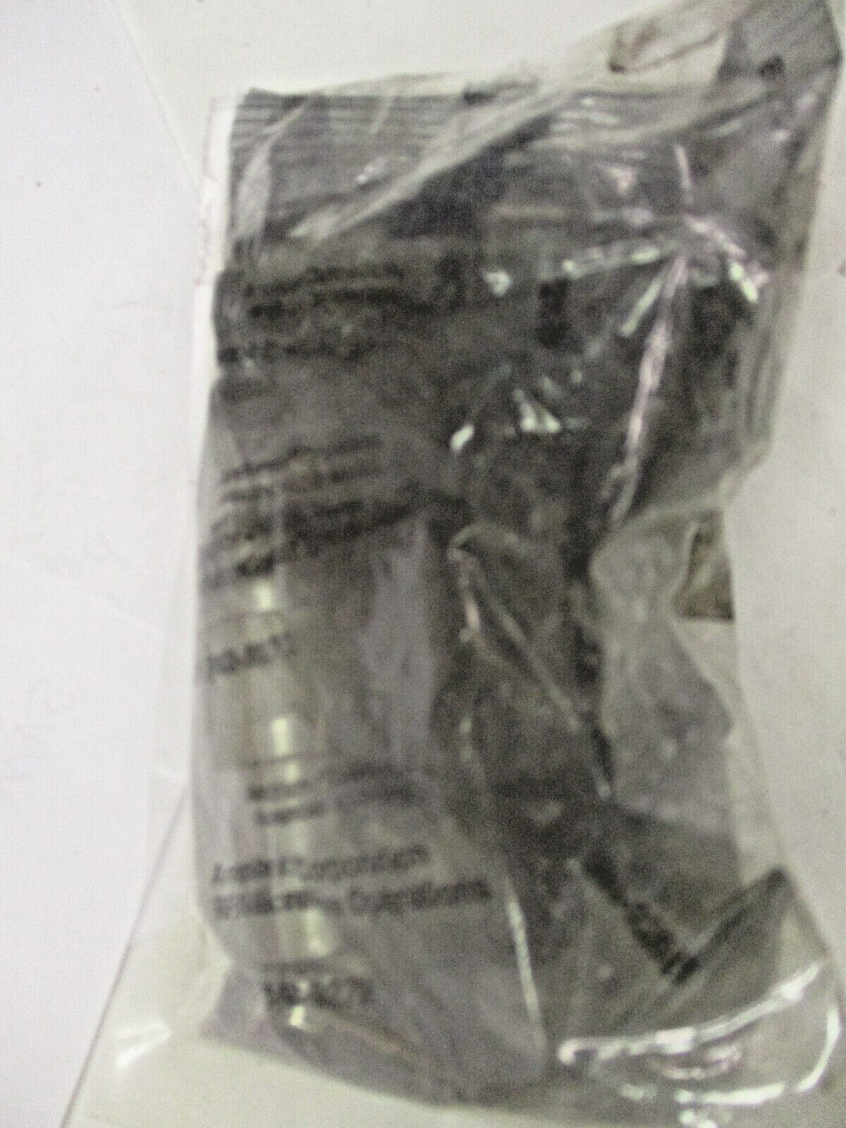 Amphenol Connectors 82-5589 Lot of 2 A5894WVS