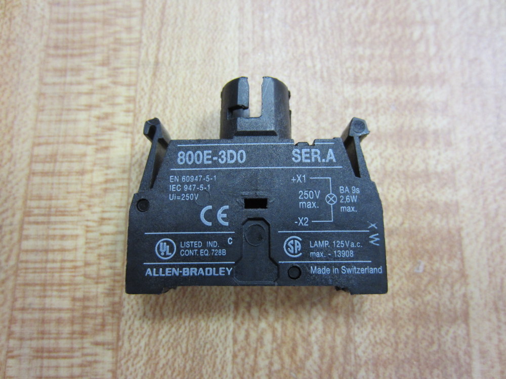 Allen Bradley 800E-3DL3G Module With Latch Series B