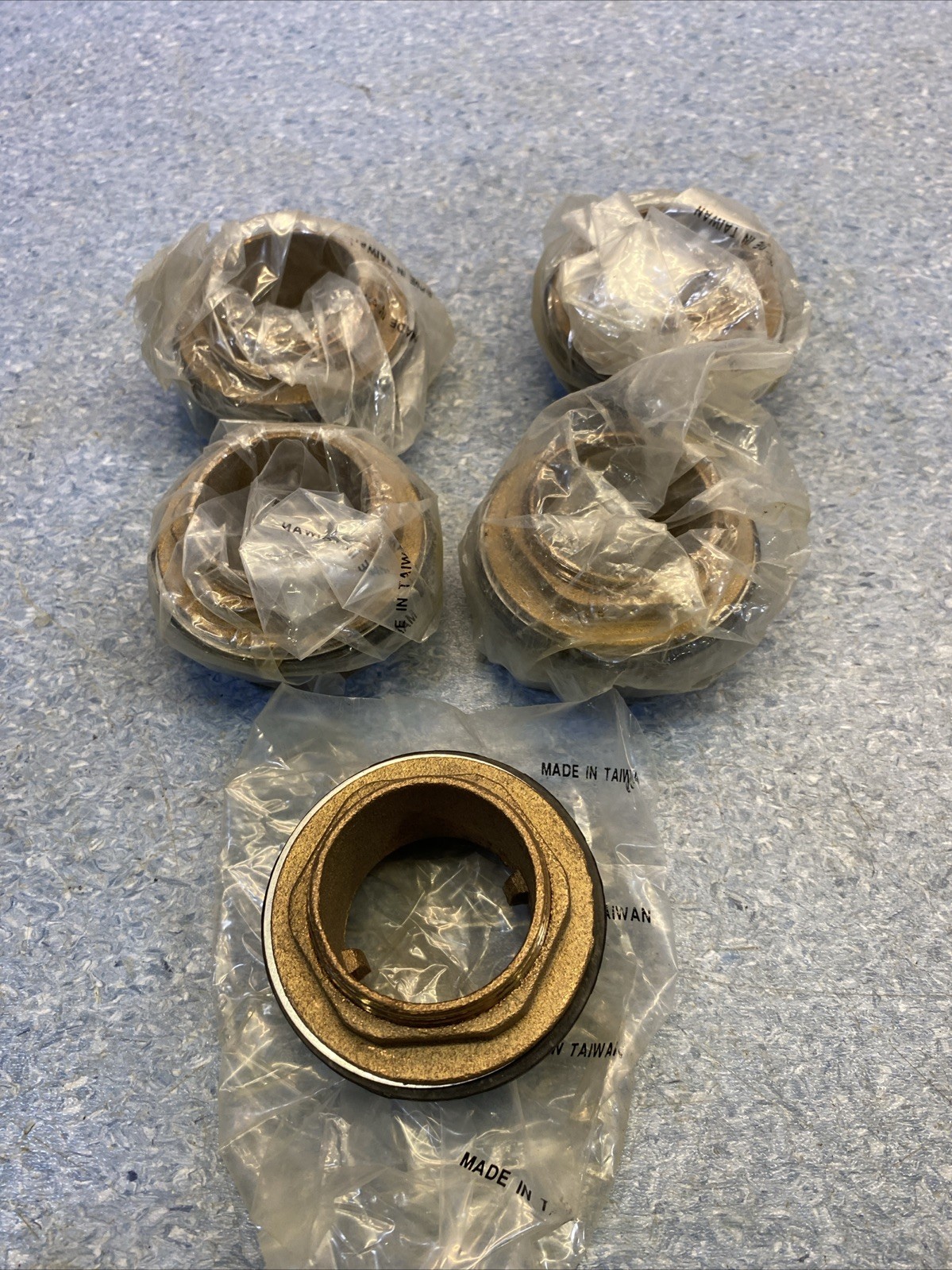 5 pcs Unbranded BRASS CLOSET SPUDS With Black Washer Gasket