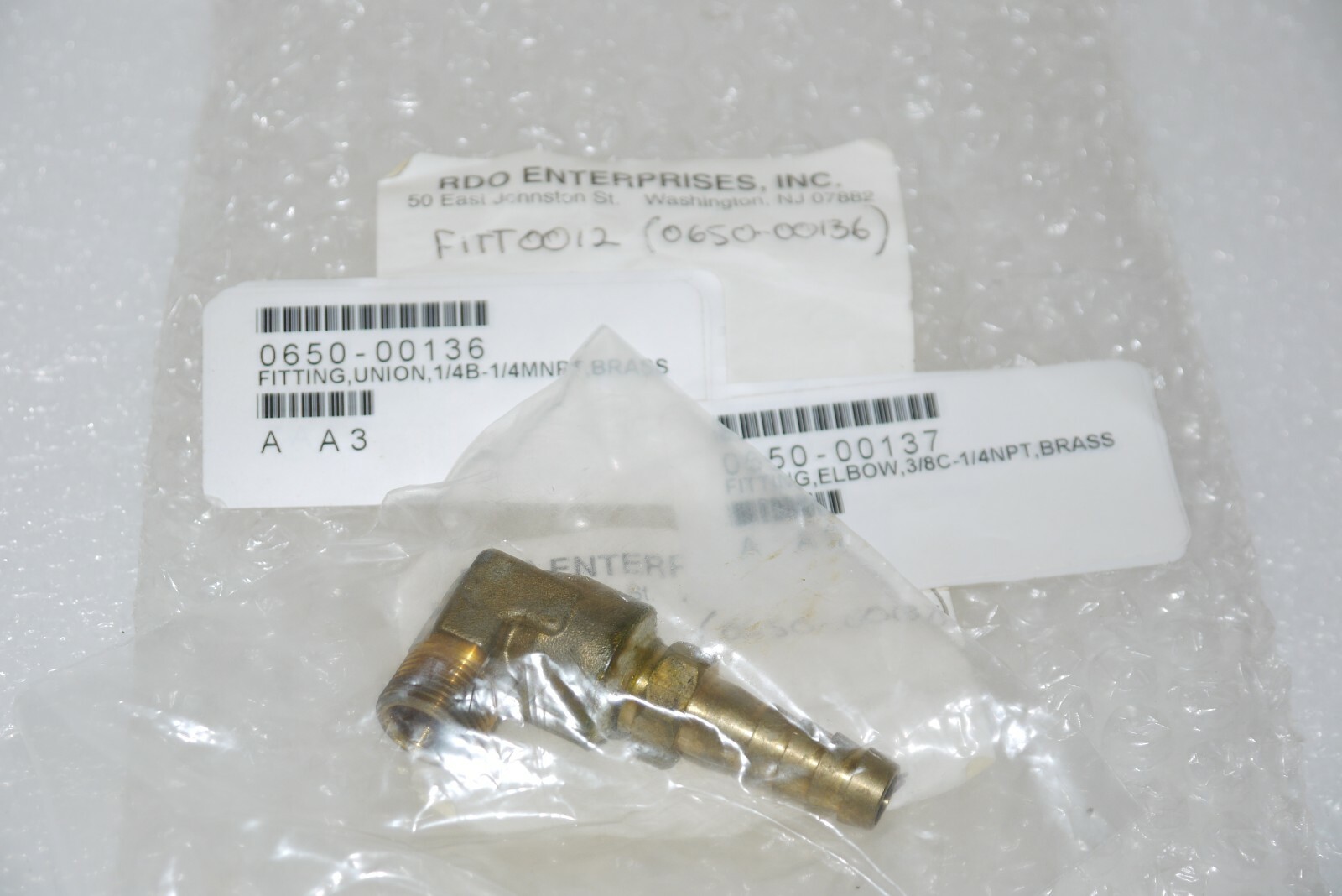 RDO ENTERPRISES FITT0639 BRASS UNION FITTING 1/4″ BARB X 1/4″ MNPT NEW
