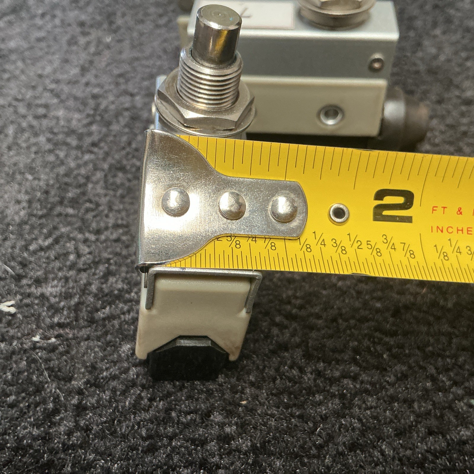 Moujen Mn-5310 Limit Switch Lot Of 4. Preowned Tested