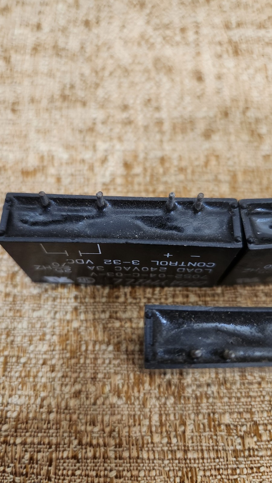 GRAYHILL 70S2 04 C 03 V -3A 240 VAC Relay Lot of 3 two control 3-32 and one 3-15