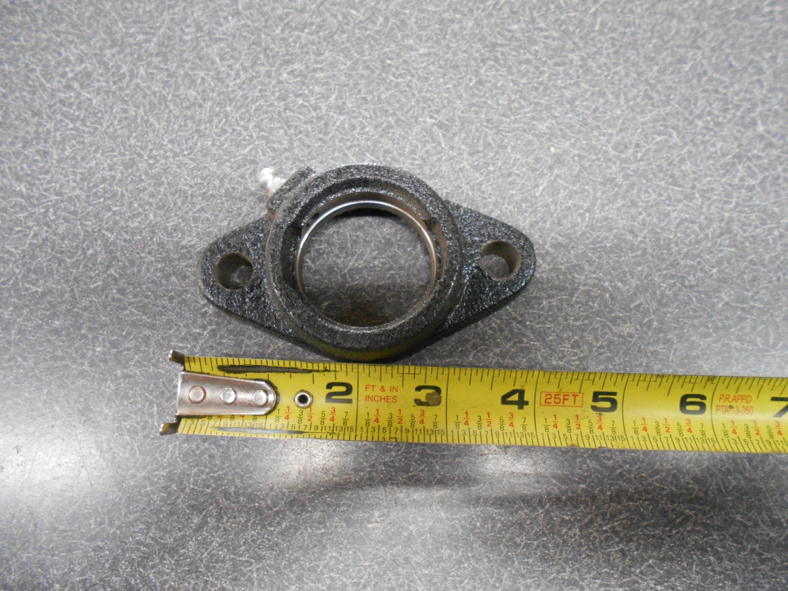 Burns/Tisco 40mm 2-Bolt Greasable Bearing Flange. T40-R. NEW!