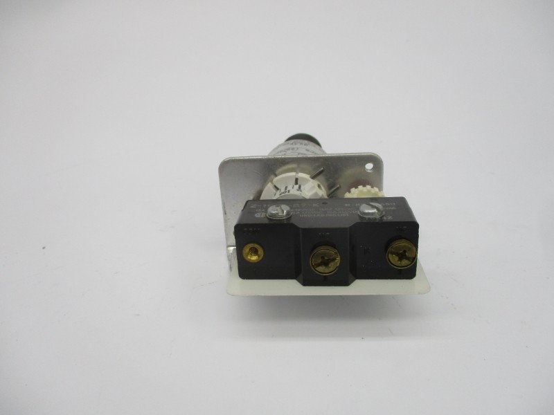 UNITED ELECTRIC H54SD13498 125/250VAC UNMP