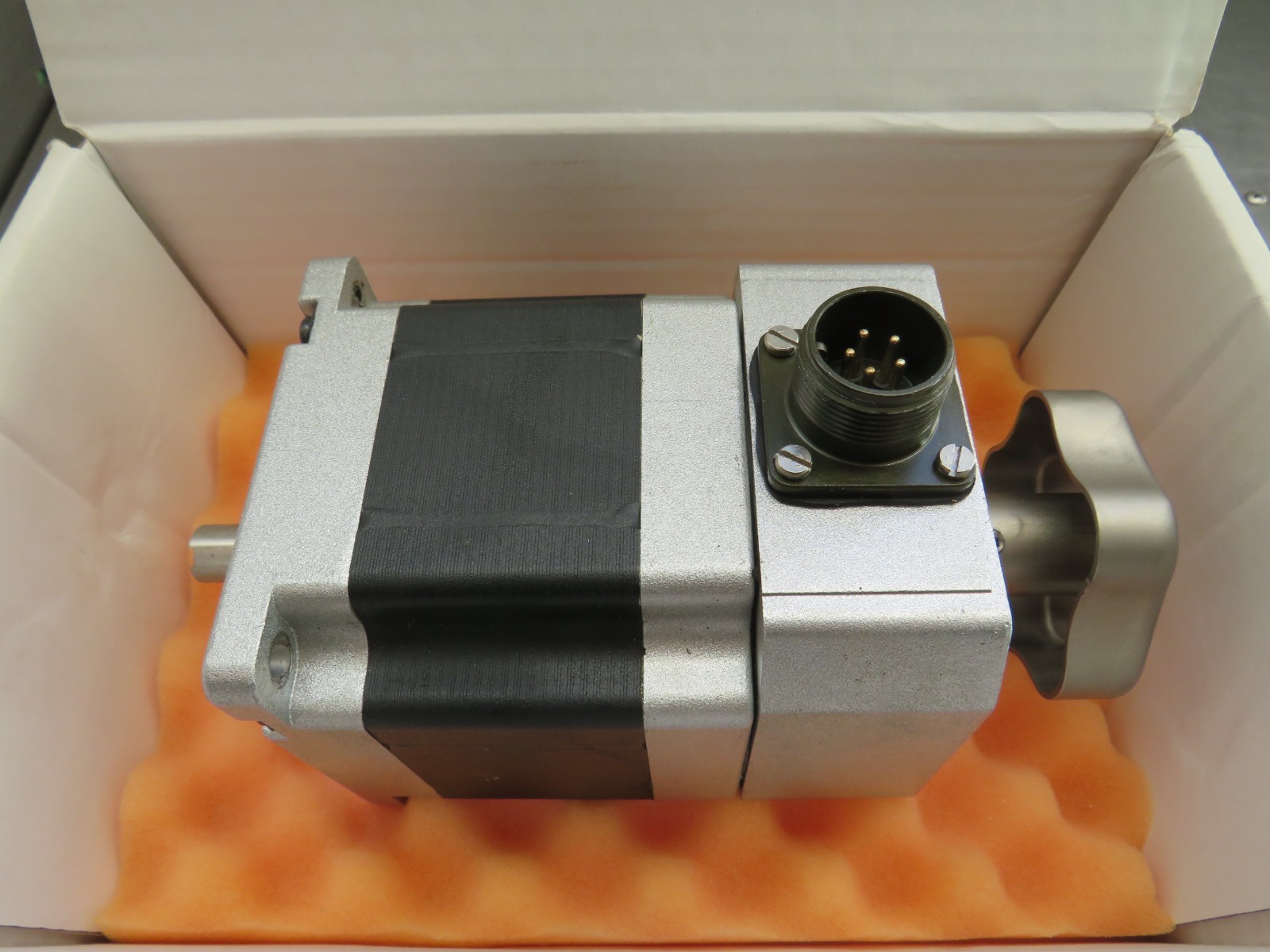 Metso Dametric AB CM-2NMHK VAL0240564 STEP Motor