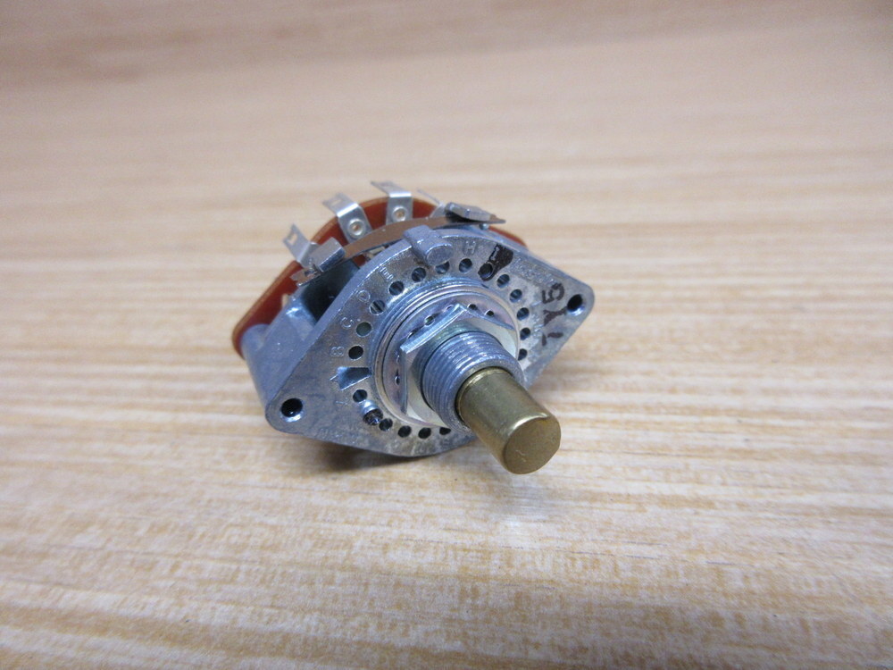 Mazak RS-400P1-1-11AP30° Rotary Switch RS400P1111AP30