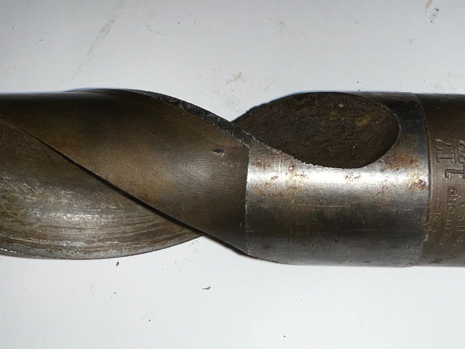 MORSE TAPER SHANK DRILL BIT MT4 1-17/32″ CUT 10″ LOC 15-1/2″ OAL