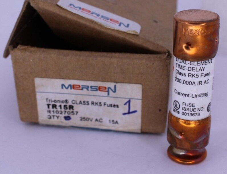 SHAWMUT TRI-ONIC TR15R FUSE 15 AMP TIME DELAY CLASS RK5 CURRENT LIMITING IR200KA