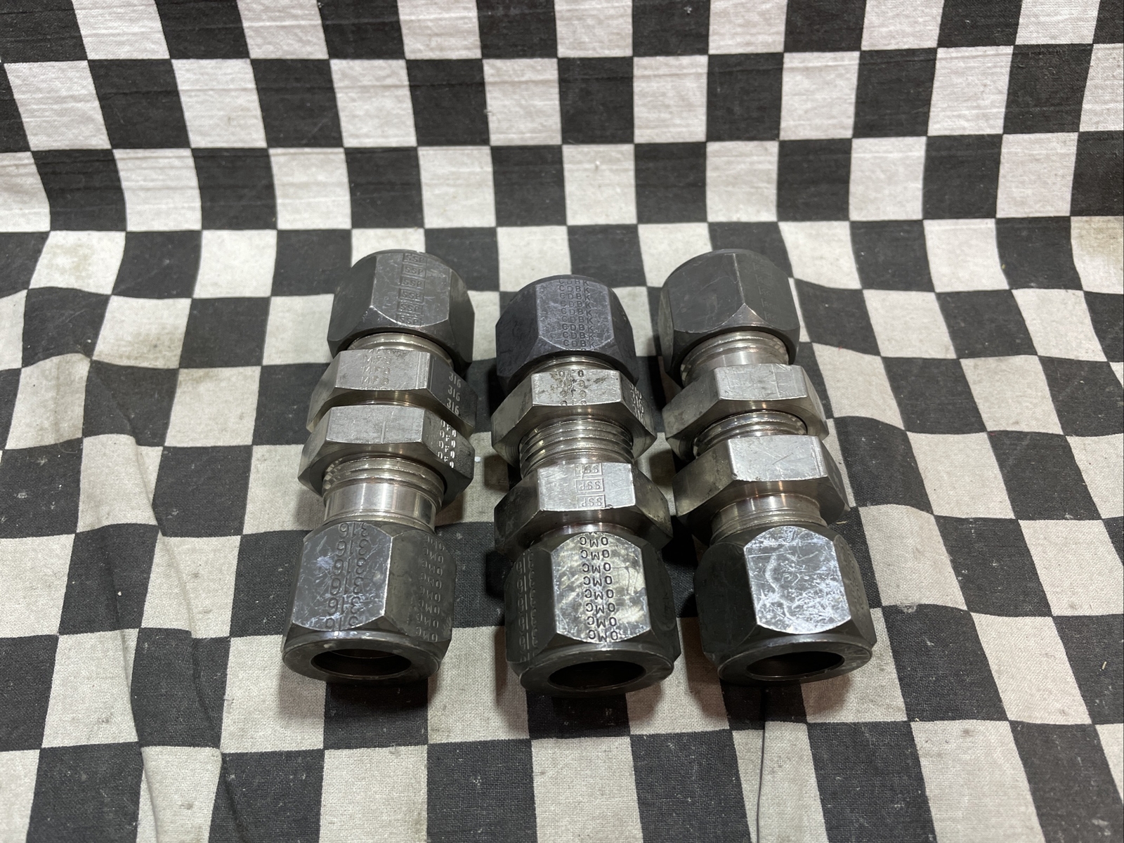LOT OF 3, PARKER Bulkhead Union 3/4″, 12-12 WBZ-SS, 1212WBZSS, SHIPSAMEDAYR#4