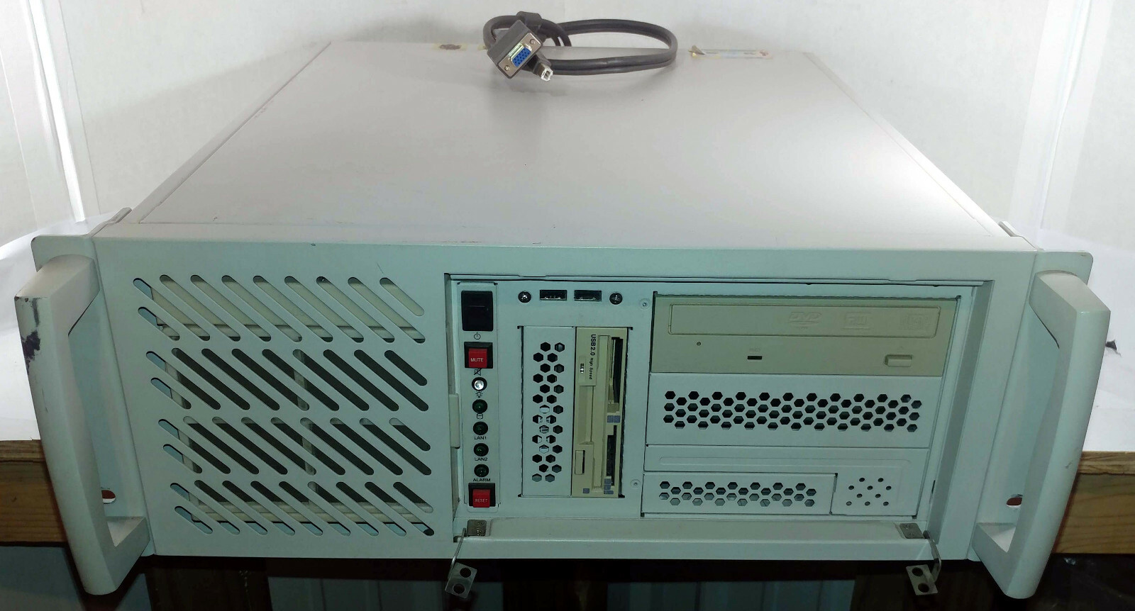 1 USED PK COMPUTER GMBH TYP: IPC-r INDUSTRIAL PC W/ WINDOWS XP ***MAKE OFFER***