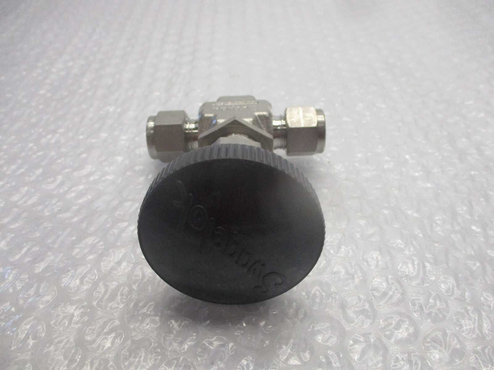 SWAGELOK SS-1VS6 VALVE NSNP