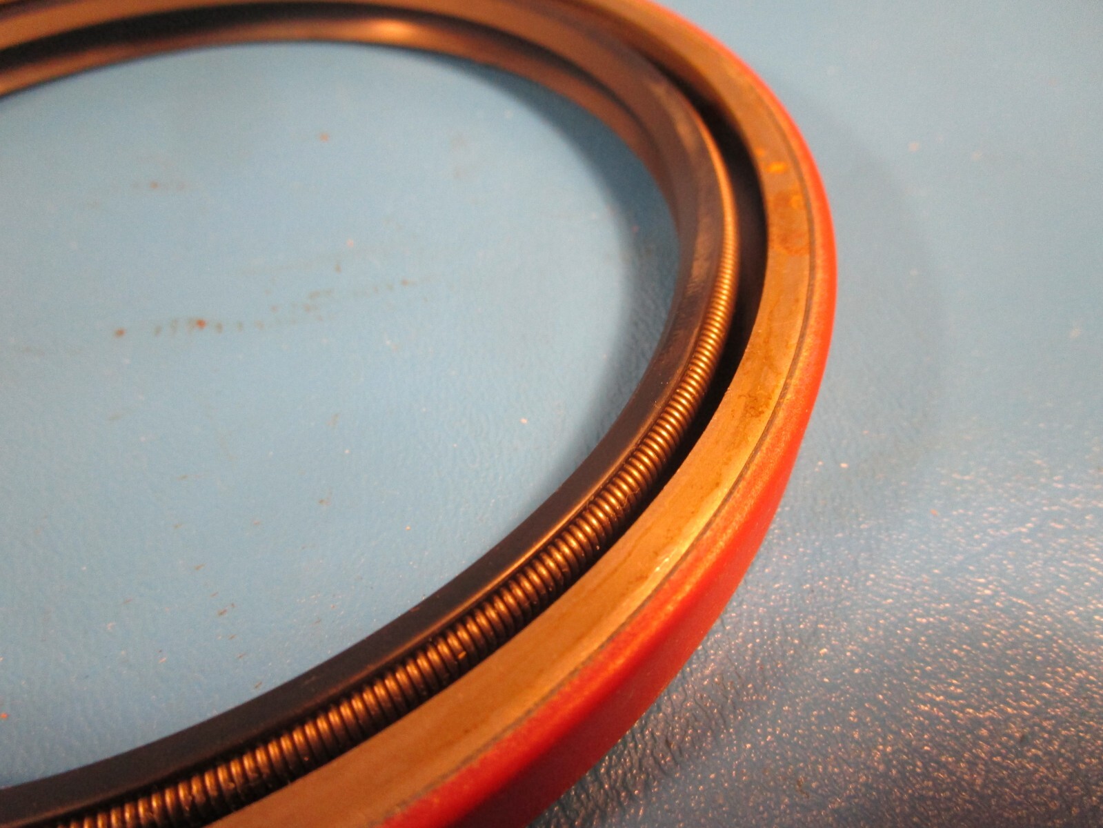 NATIONAL 415725, Nitrile Oil Seal, 5″ Shaft Dia., 6.007″ OD, 0.500″ Width