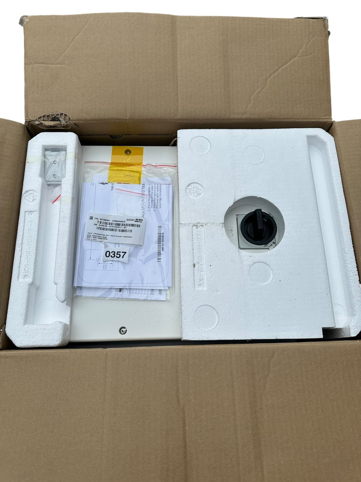 SolarEdge 3800H HD-Wave Inverter SE3800H-US000NNU2 – New In Box – NIB