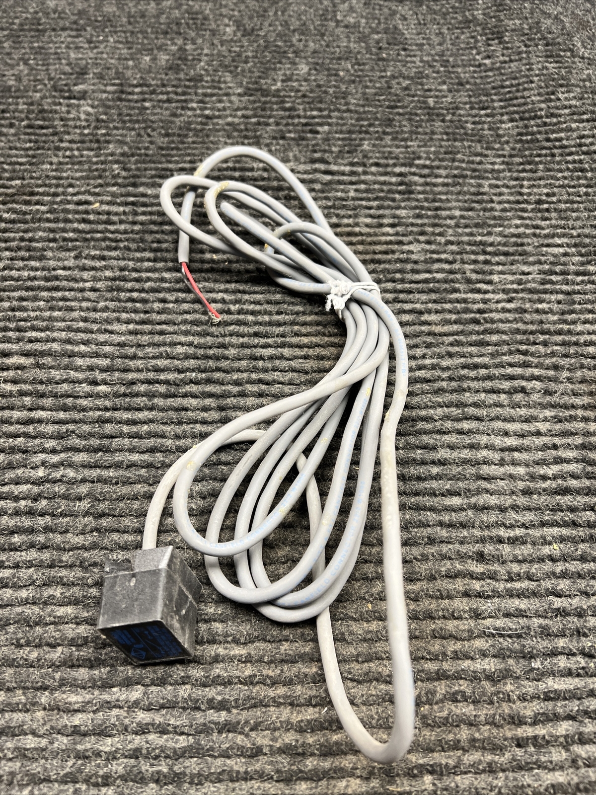NOS CANFIELD 240V N.O. SPST REED SWITCH 710-000-004