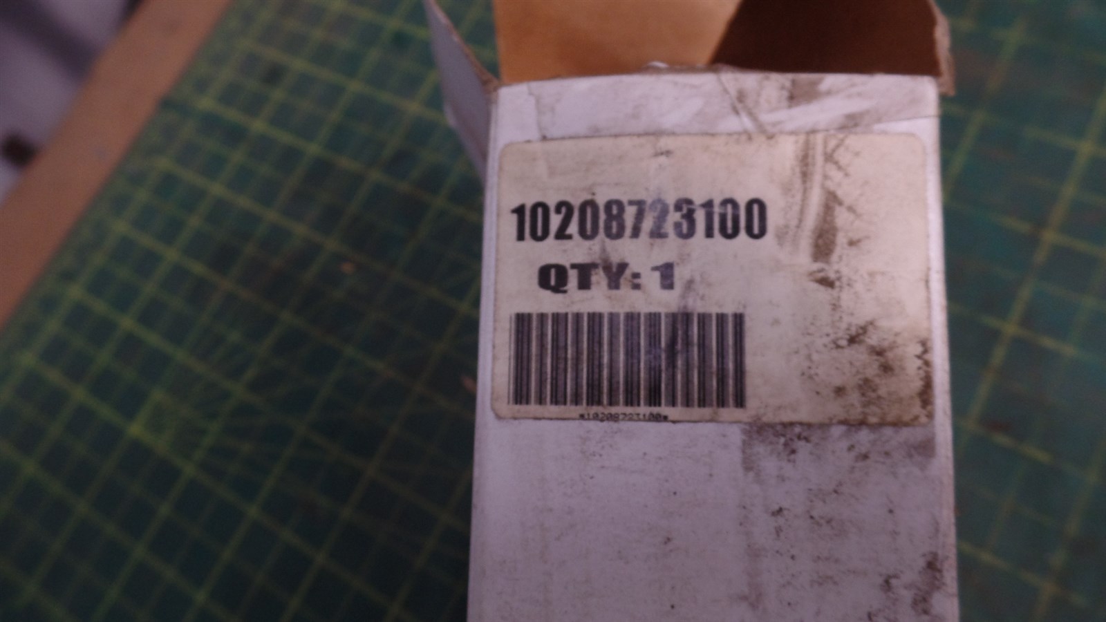 GENUINE TEREX 10-208723100 PIN, 6″, 10 208723100, 10208723100. N.O.S.