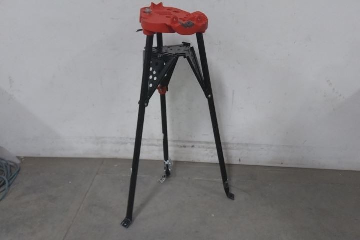Ridgid 40130 35-1/2 In Maximum Height Portable Tristand