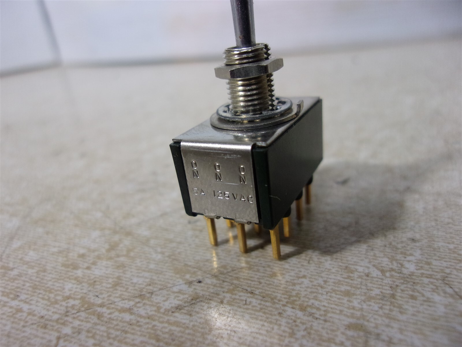 NEW J-B-T 3-Way 12-Pin Miniature Toggle Switch *FREE SHIPPING*