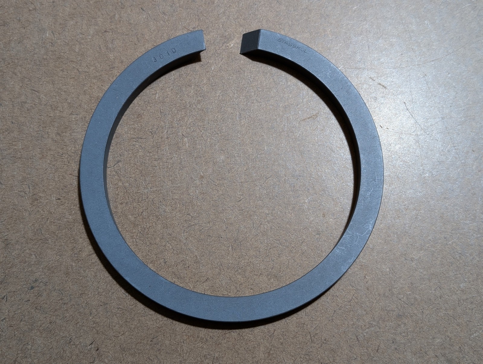Stasskol LMF 746963-FOAKII Piston Cylinder Ring 122×102×7.9 mm – Art 792987