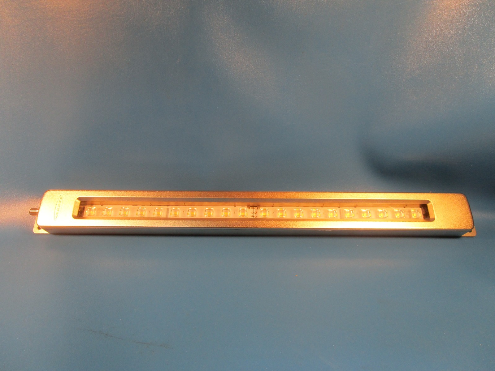 BANNER WLC60XW640GAQ, WLC60 Heavy-Duty Work Light, Led Strip, Light White