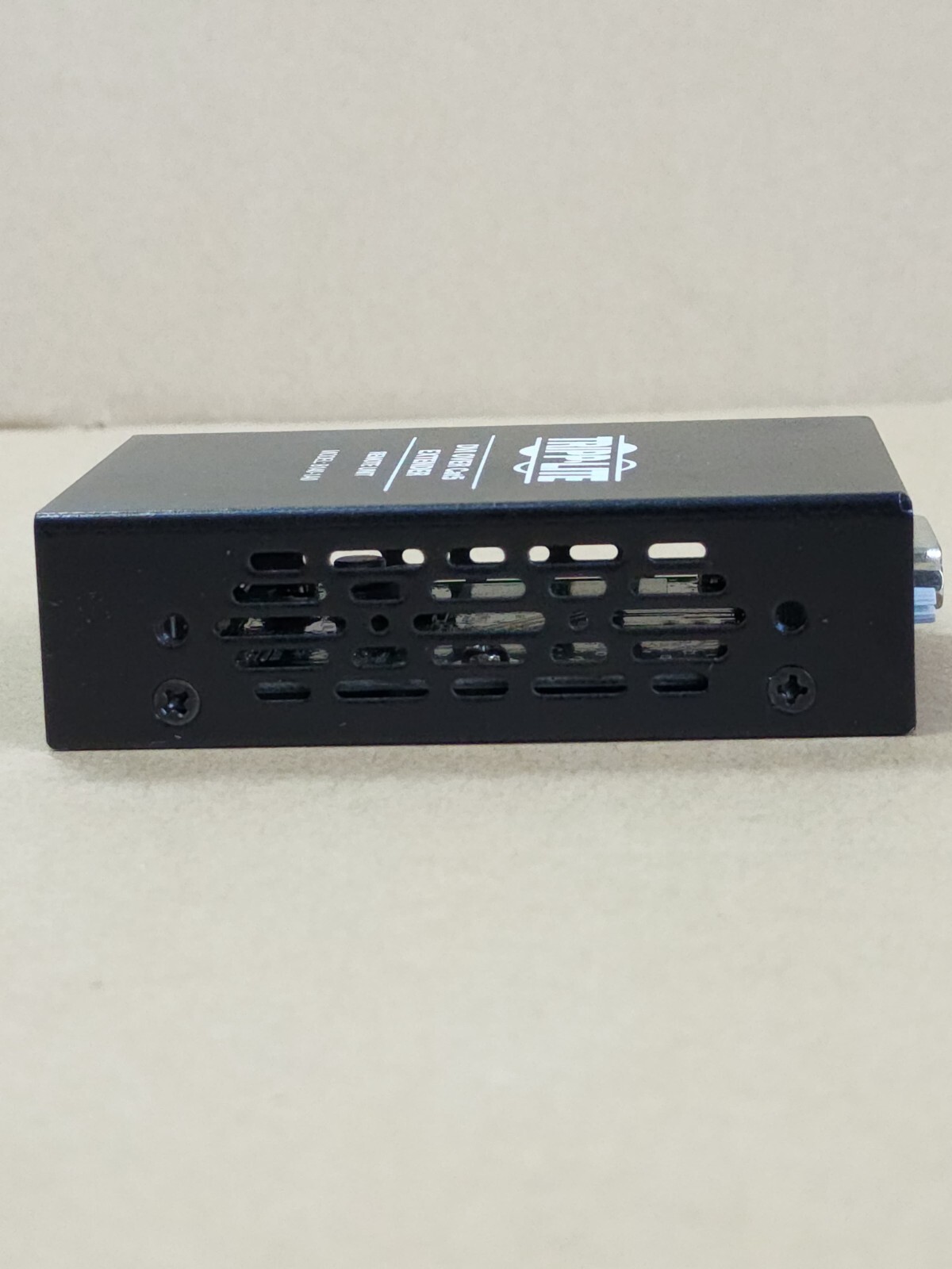 B140-1A0 TRIPP LITE EXTENDER ACTIVE REMOTE UNIT B140-1A0