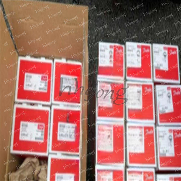 ONE Danfoss MBS1600 063G2806 Pressure Transmitter Sensor NEW