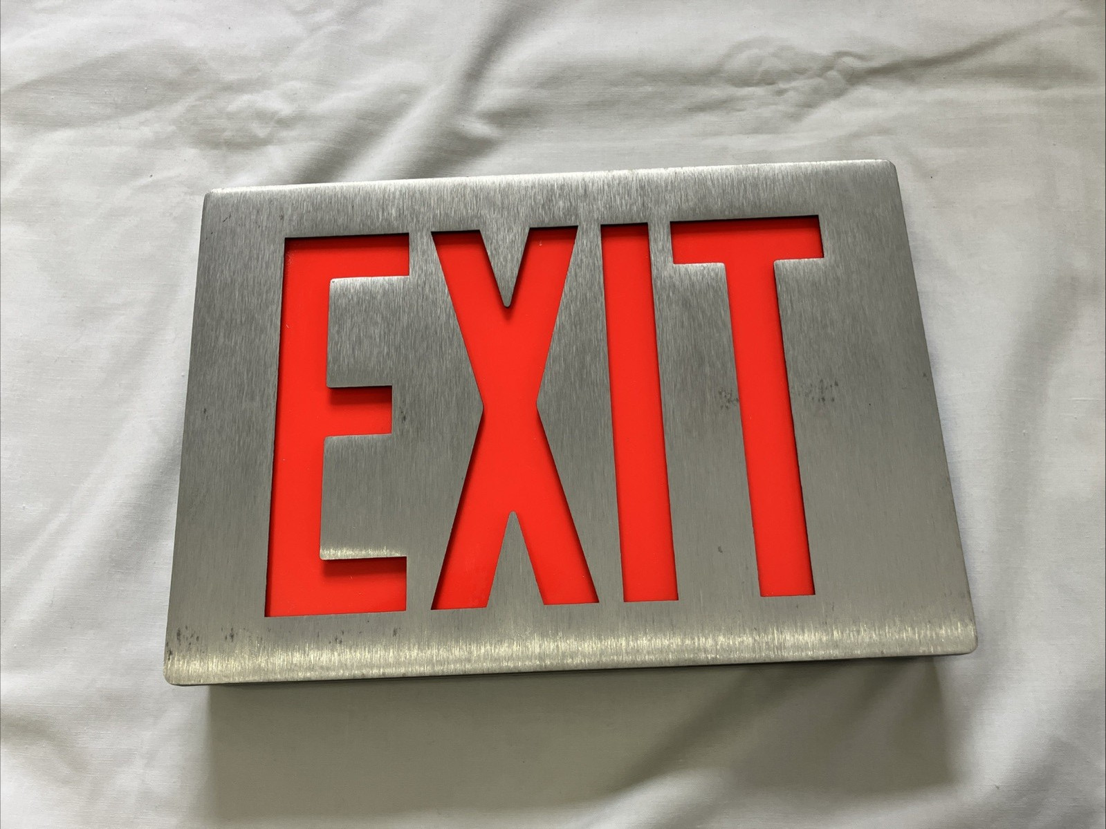 LITHONIA LIGHTING LES1R-120/277 Emergency Red EXIT Sign LED Single Face Die Cast