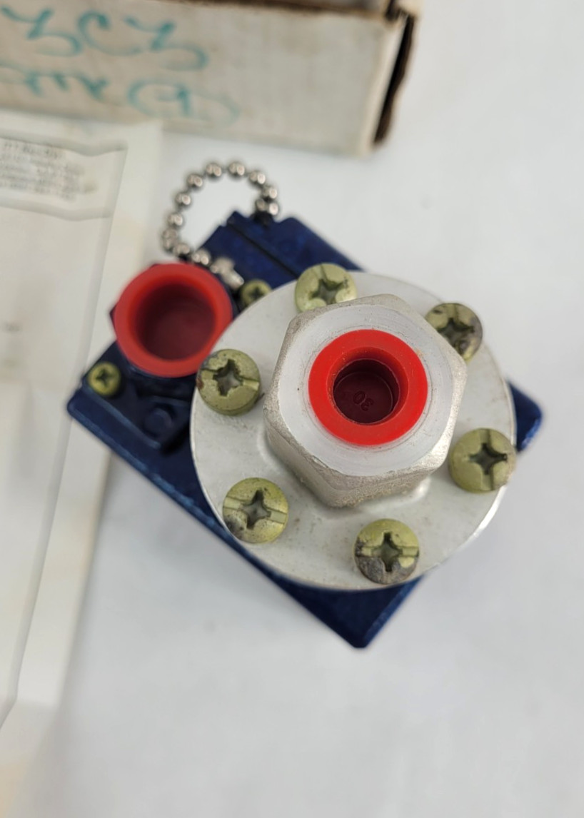 NEW ITT Aerospace Controls Neo-Dyn MFR 98087 200P13C3 Adjustable Pressure Switch