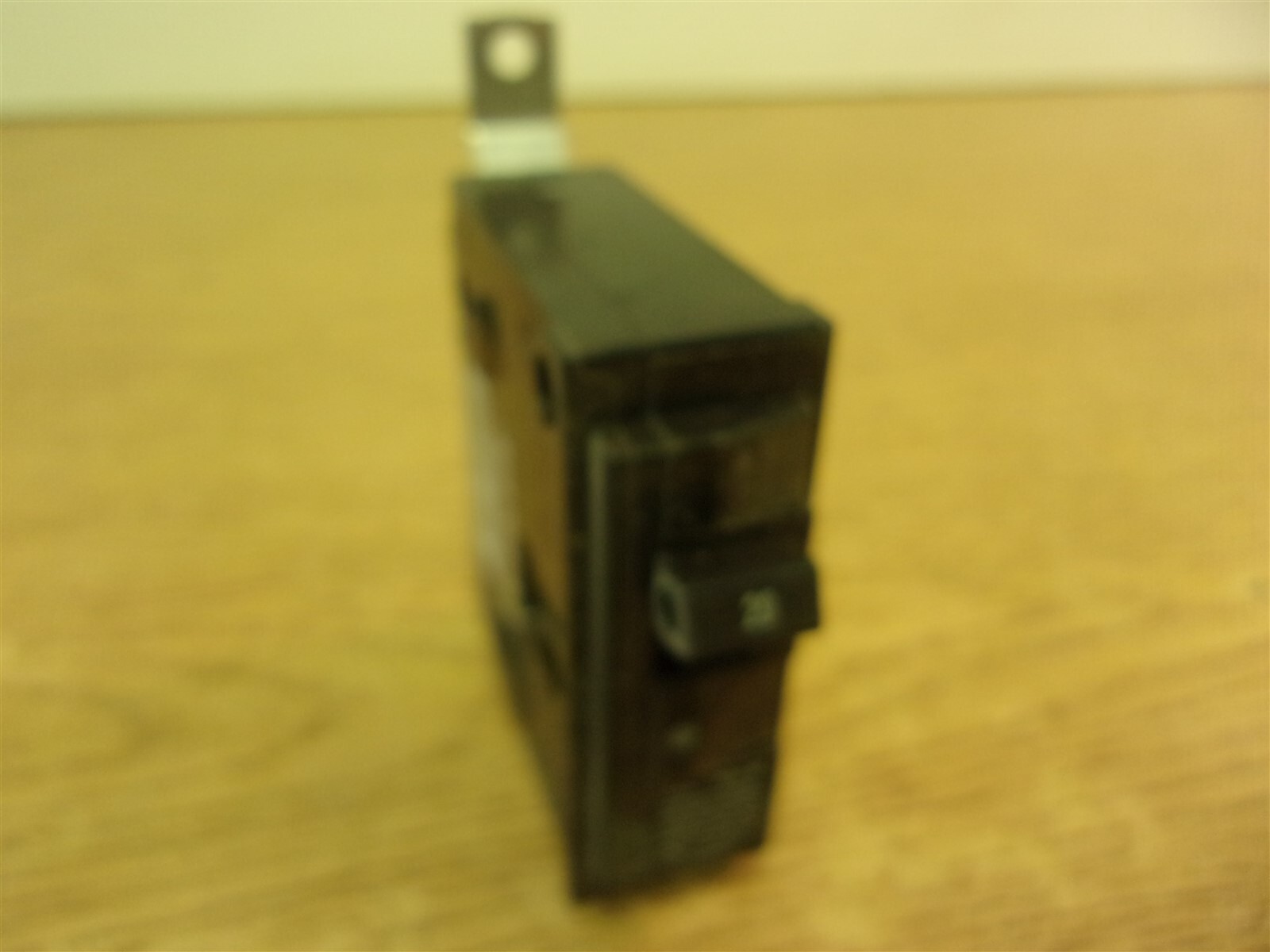 Siemens B120 1-Pole 20A Circuit Breaker “42” *FREE SHIPPING*