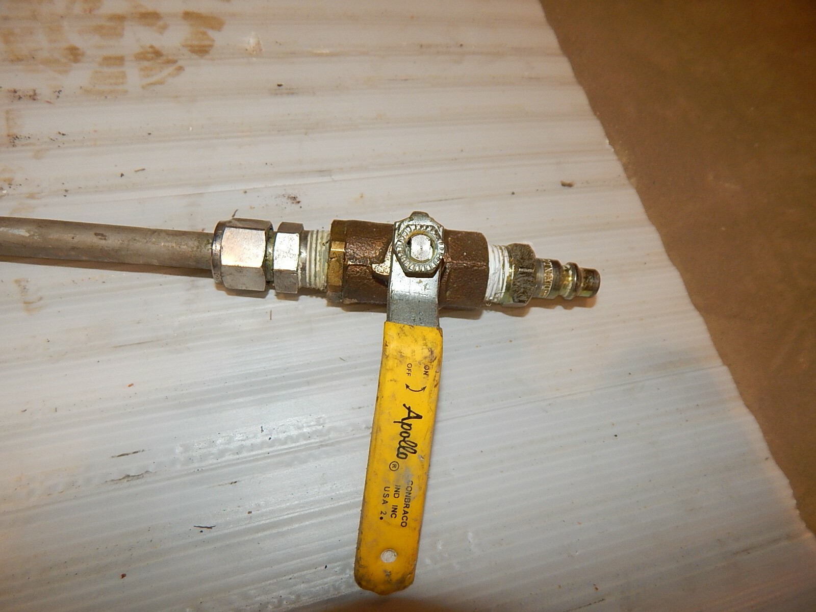 Apollo DCP2504 CII 1/2 600 Wog Valve w/ Handle *FREE SHIPPING*