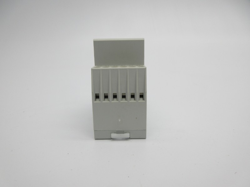 CARLO GAVAZZI CLD4MT2DM24 250VAC 8A NSMP