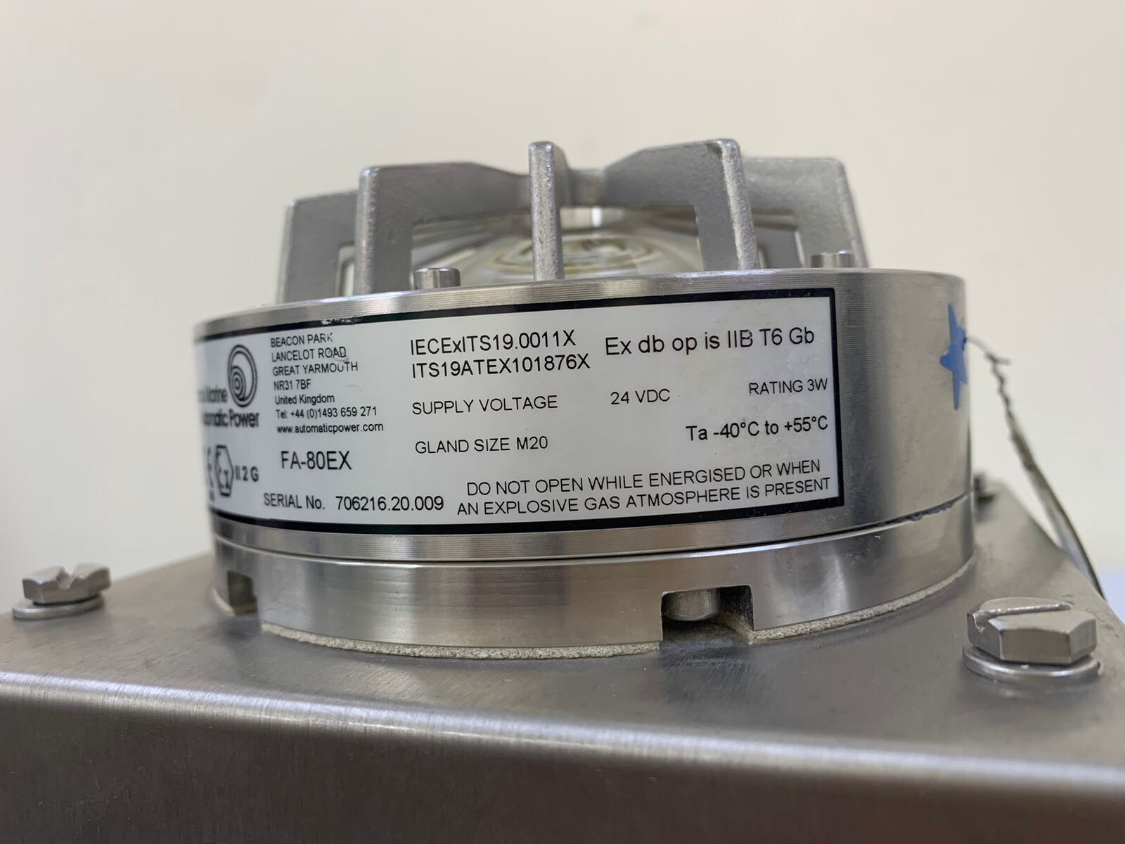 Pharos Marine Automatic Power / Helideck Perimeter Light / FA-80EX