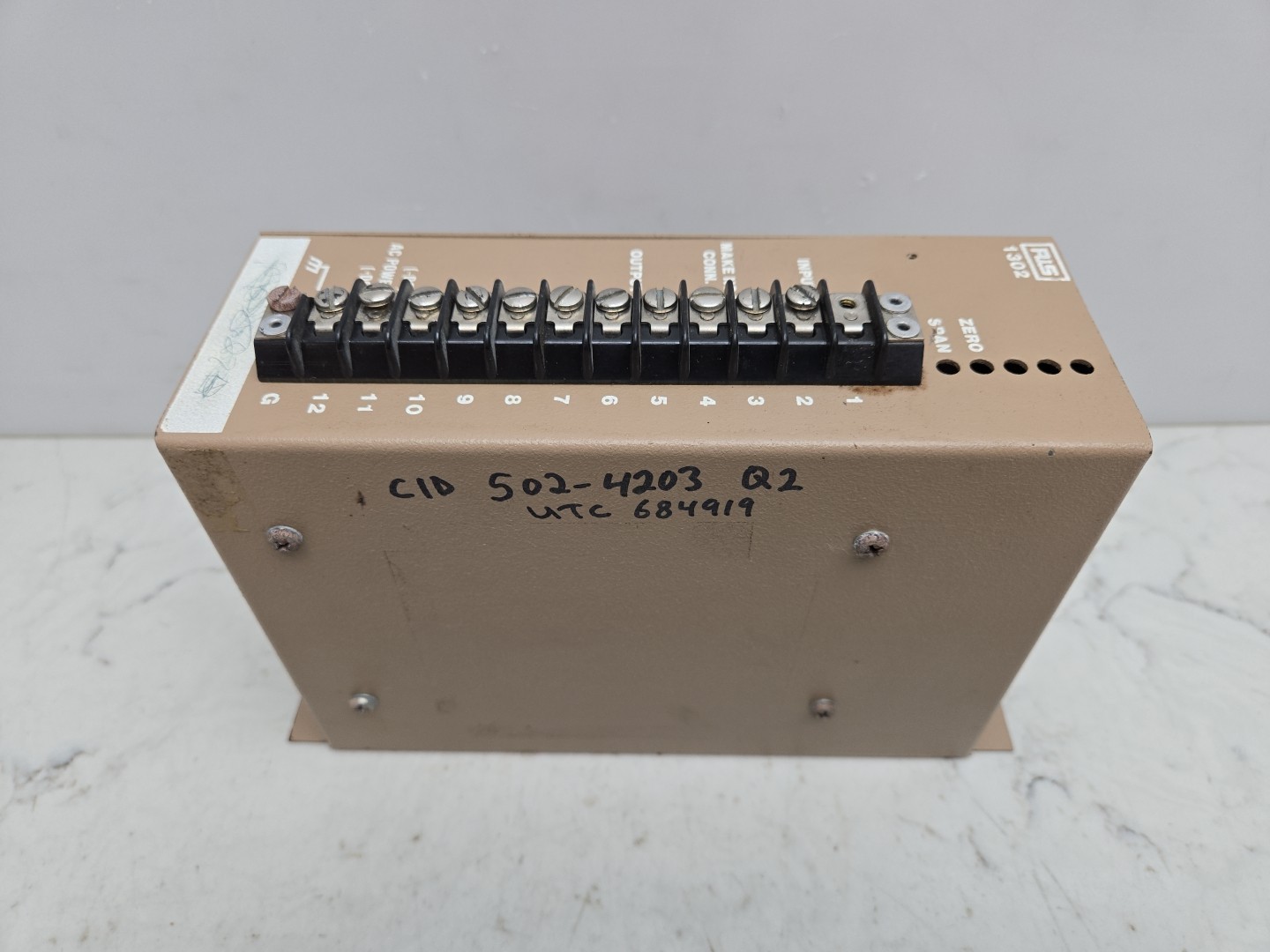 RIS SC-1302 Voltage/Current Isolated Transmitter 115VAC 4-20mA 1-5VDC 4W 50/60Hz