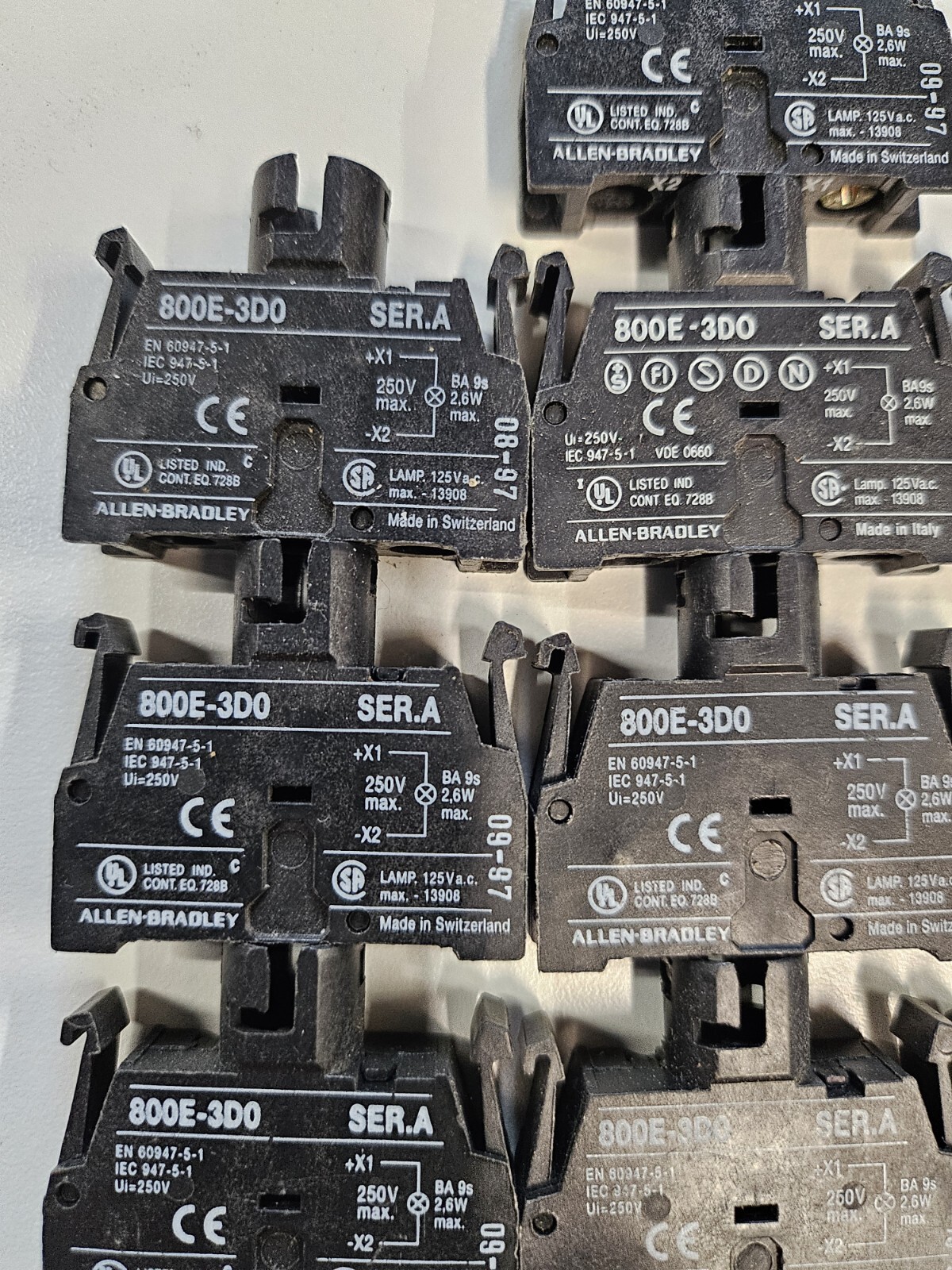 Allen Bradley Cat. 800E SER. A Switch & Light Repair Parts 800E-3D0 800E-3X10…
