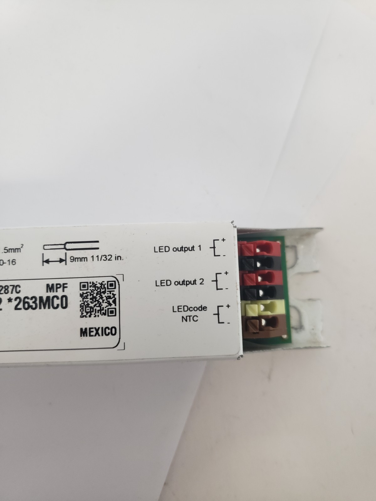 ELDOLED SOLODRIVE 561/L 50-60HZ AC 120-277V, NNB