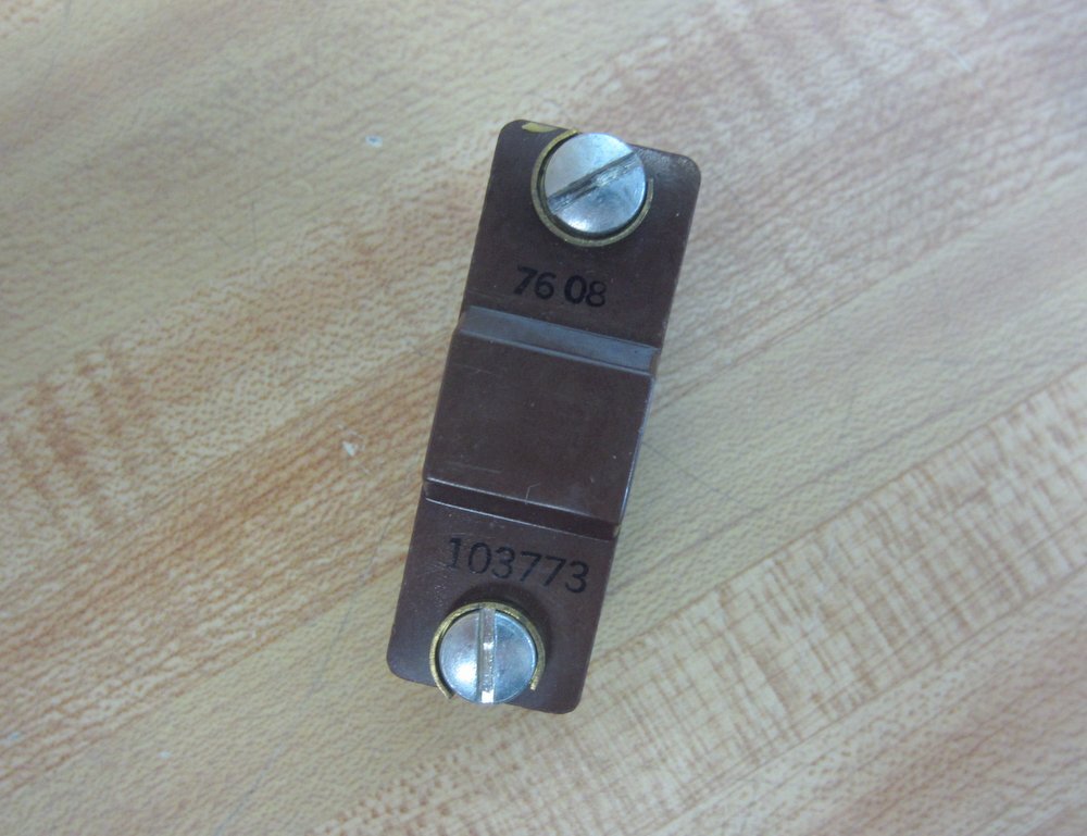 Micro Switch WA-R82-A42 Switch W/Pin Plunger WAR82A42
