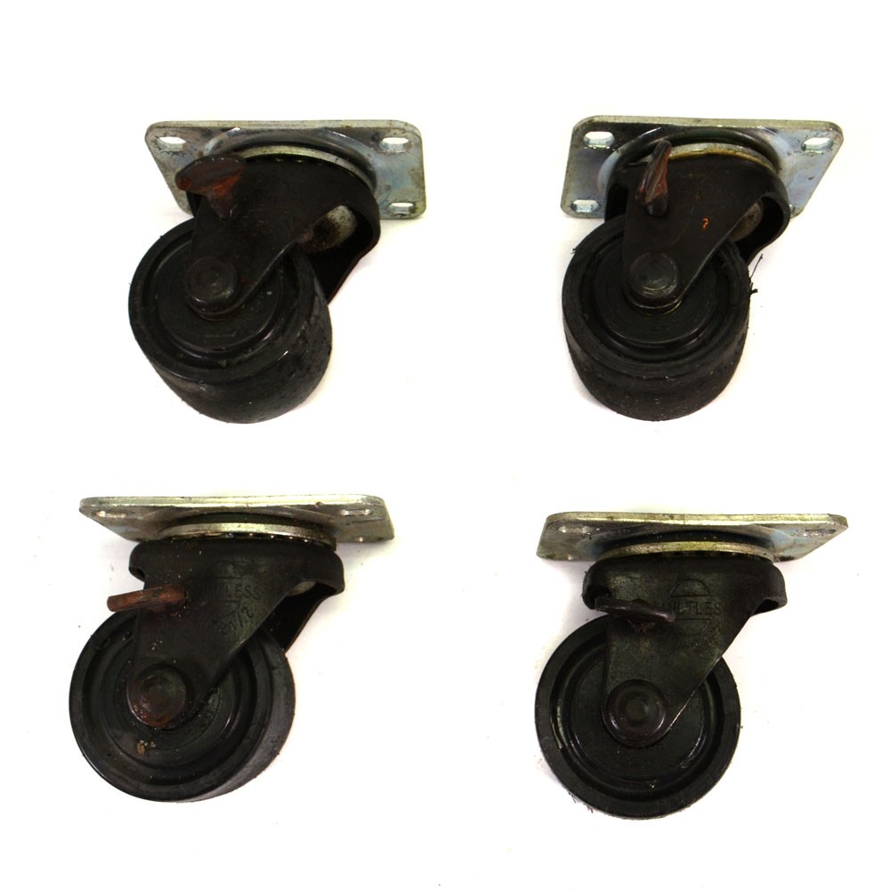 (Lot of 4) Faultless 400-21/2 Swivel 2.5″ Rolling Screw Locking Caster Wheels