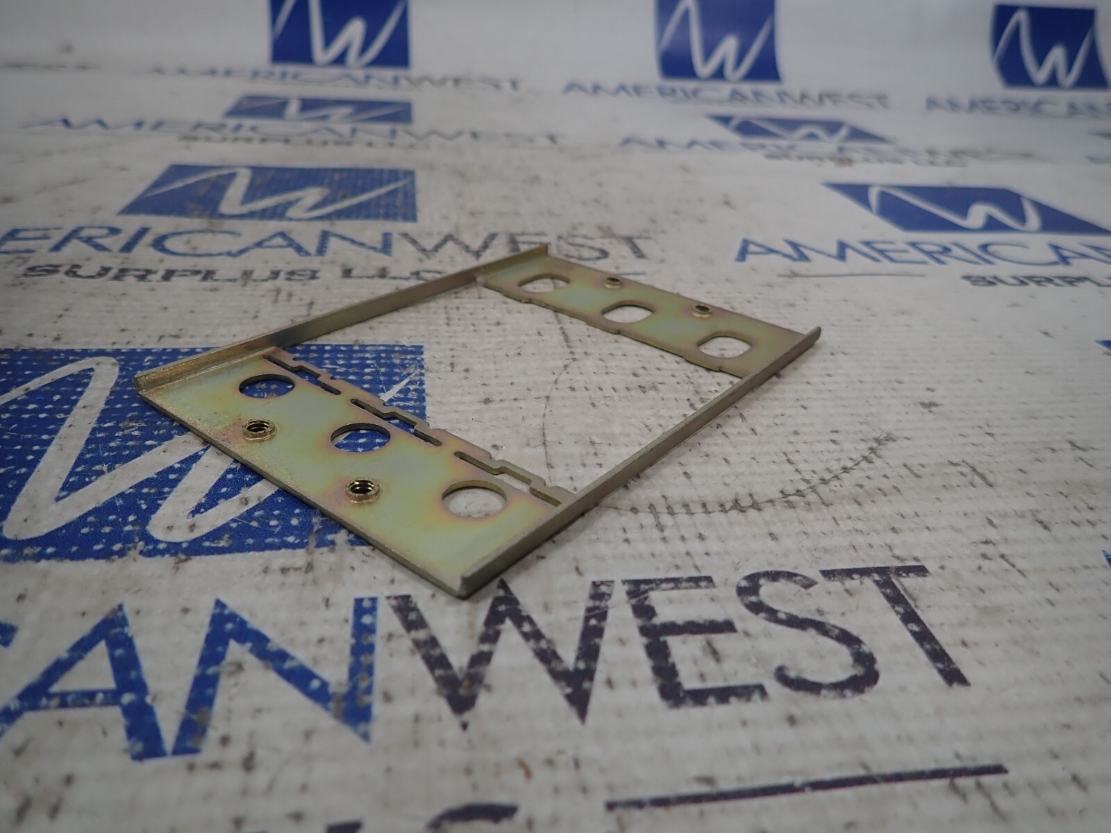 Westinghouse 1265C83G03 Face MTG Plate Quantity 8 in Box
