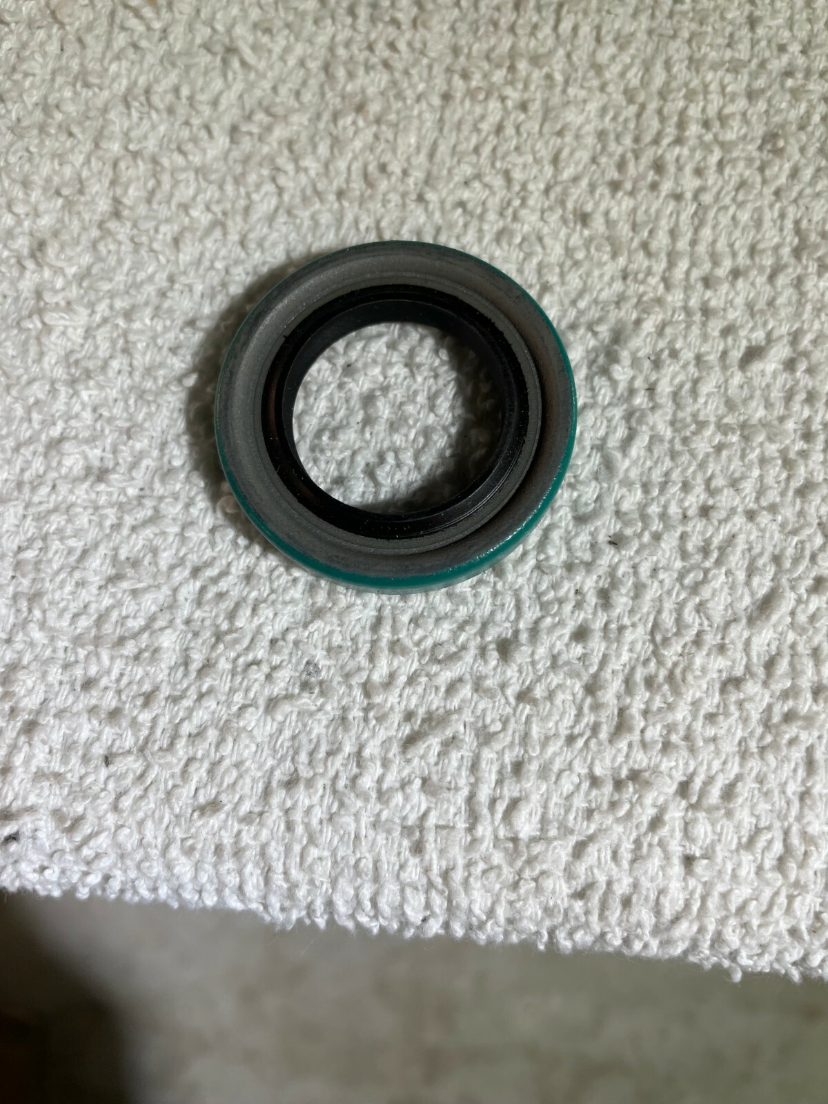 NOS CR SKF 0998 OIL SEAL