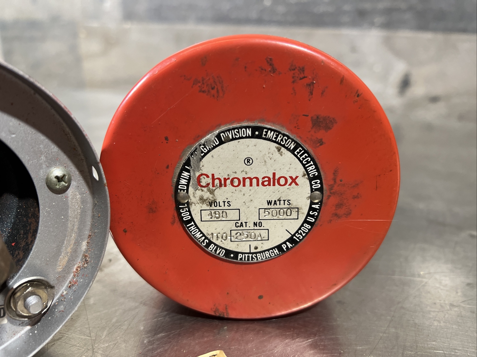 NOS SURPLUS CHROMALOX MTO-250A 480V 1P 5000W Heater 40-1/4” 31770