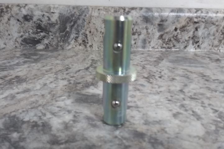 Enerpac MZ4007 2.5 Ton Capacity Lock On Tube Connector