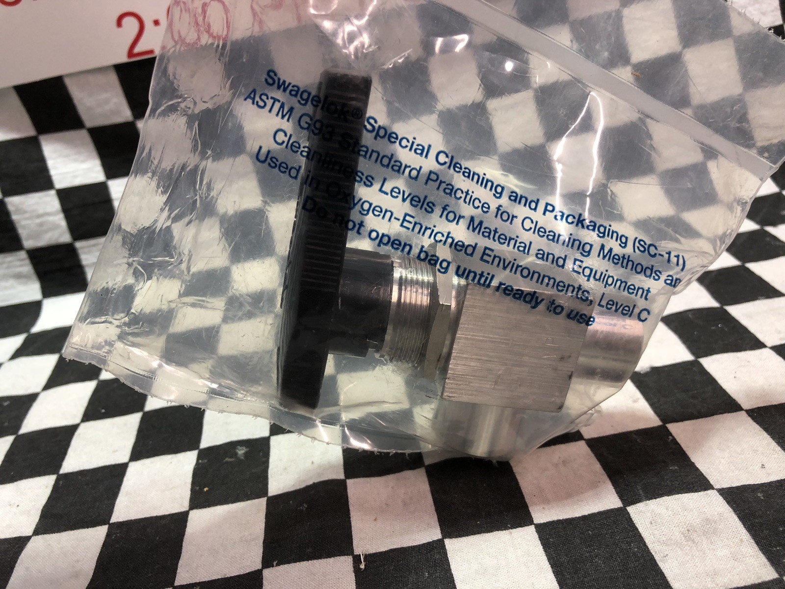 SWAGELOK Angle Pattern Ball Valve 3/8″ FNPT, SS-44F6-A-1466, SHIPSAMEDAY#T13